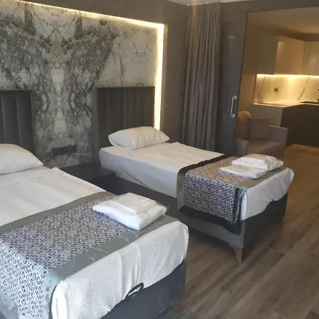 Lovely Home With Shared Pools Near Beach And City Center In Alanya Konaklı